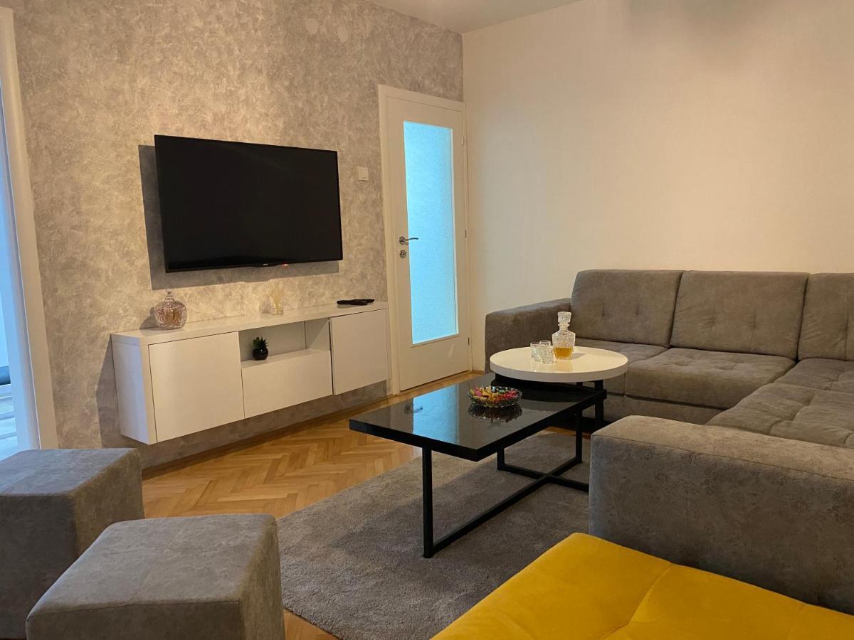 Apartman Oaza Niksic ภายนอก รูปภาพ